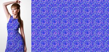 33025 Materiał ze wzorem kolorowe kropki na niebieskim tle